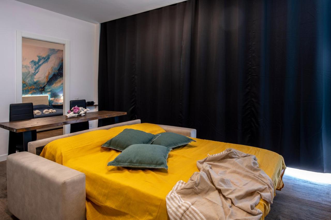 Attico Luxury Con Parcheggio E Terrazza Vista Mozzafiato Daire Cenova Dış mekan fotoğraf