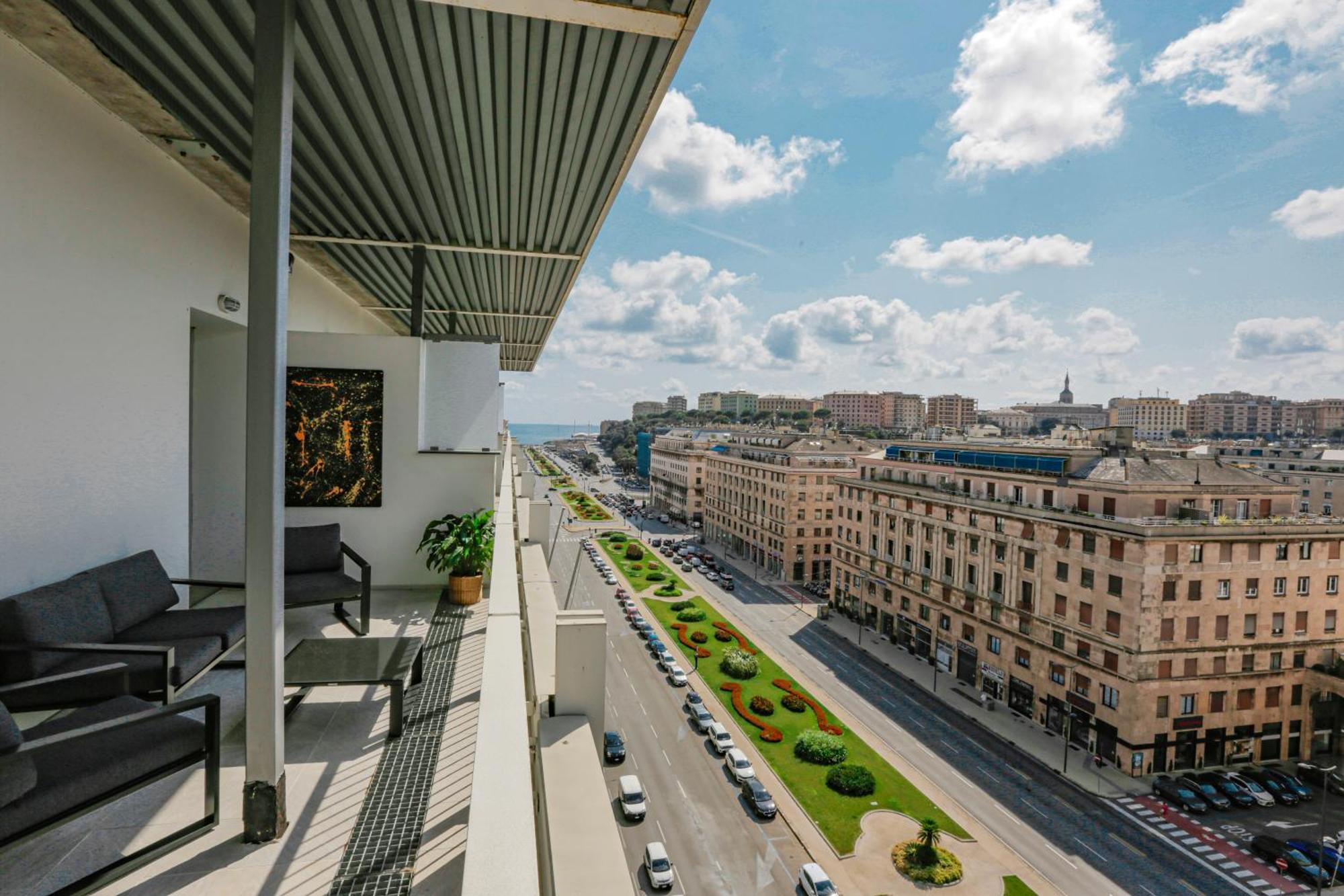 Attico Luxury Con Parcheggio E Terrazza Vista Mozzafiato Daire Cenova Oda fotoğraf