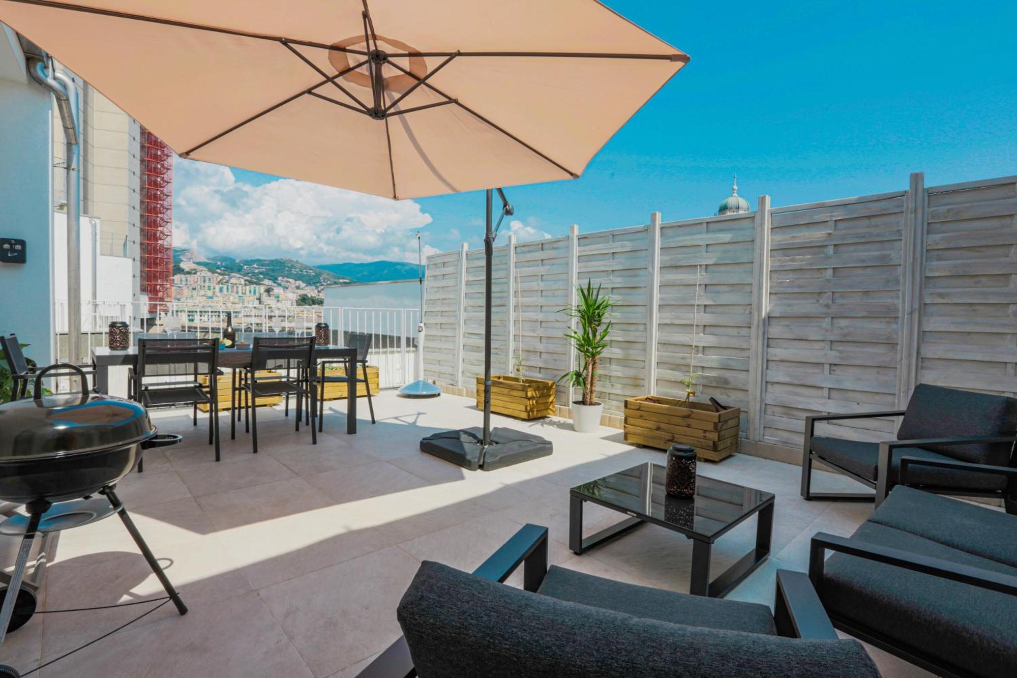 Attico Luxury Con Parcheggio E Terrazza Vista Mozzafiato Daire Cenova Dış mekan fotoğraf