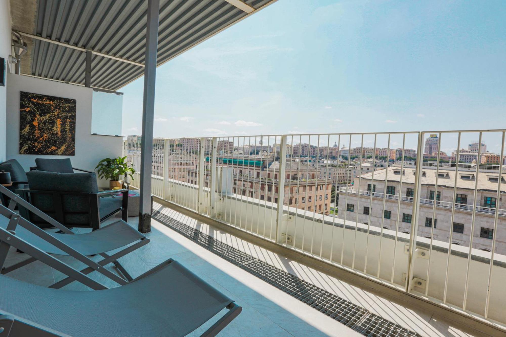 Attico Luxury Con Parcheggio E Terrazza Vista Mozzafiato Daire Cenova Dış mekan fotoğraf
