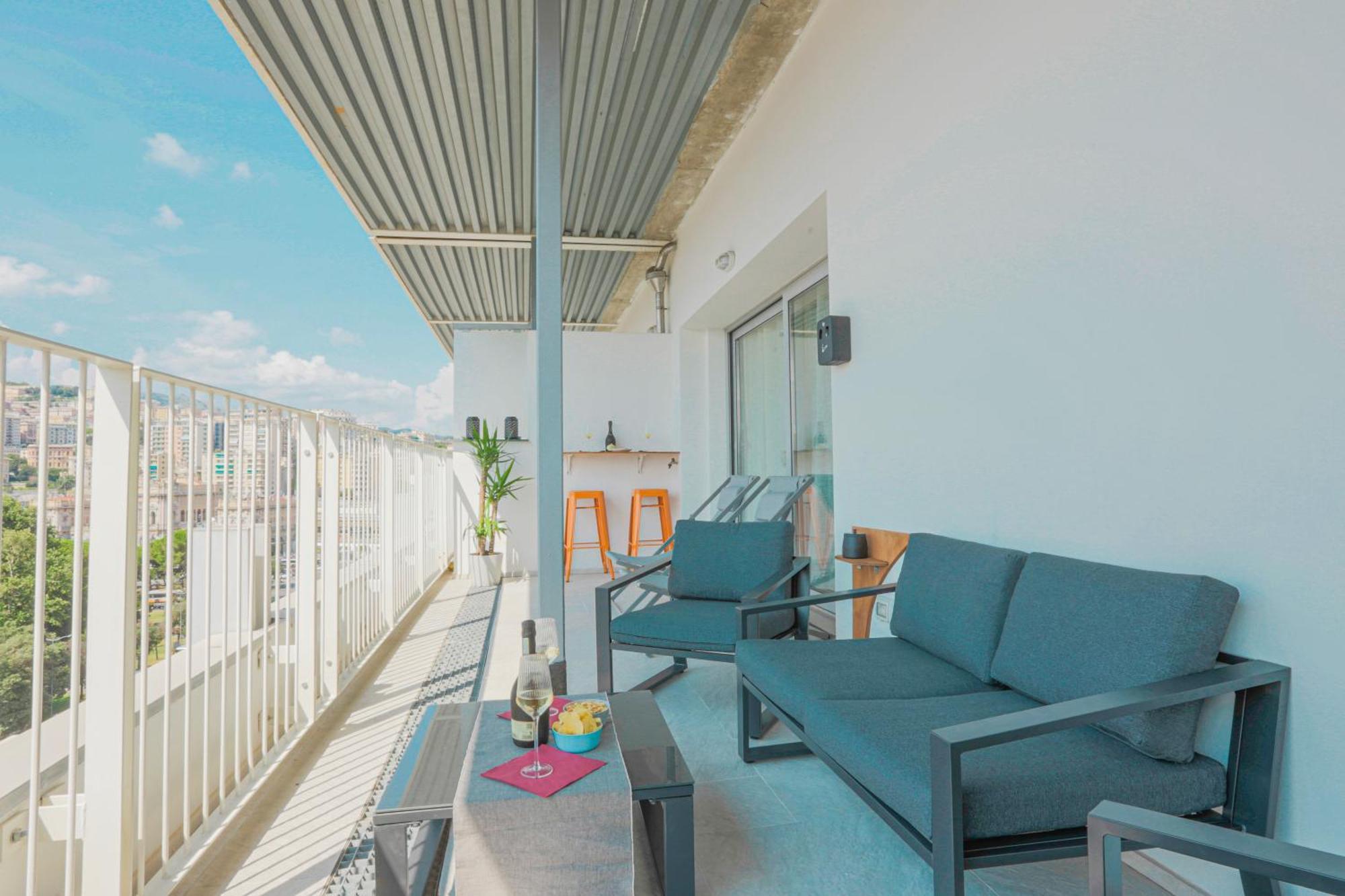 Attico Luxury Con Parcheggio E Terrazza Vista Mozzafiato Daire Cenova Oda fotoğraf